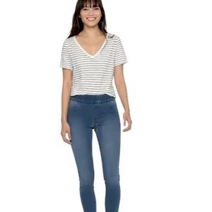 Old Navy Blue Skinny Jeans